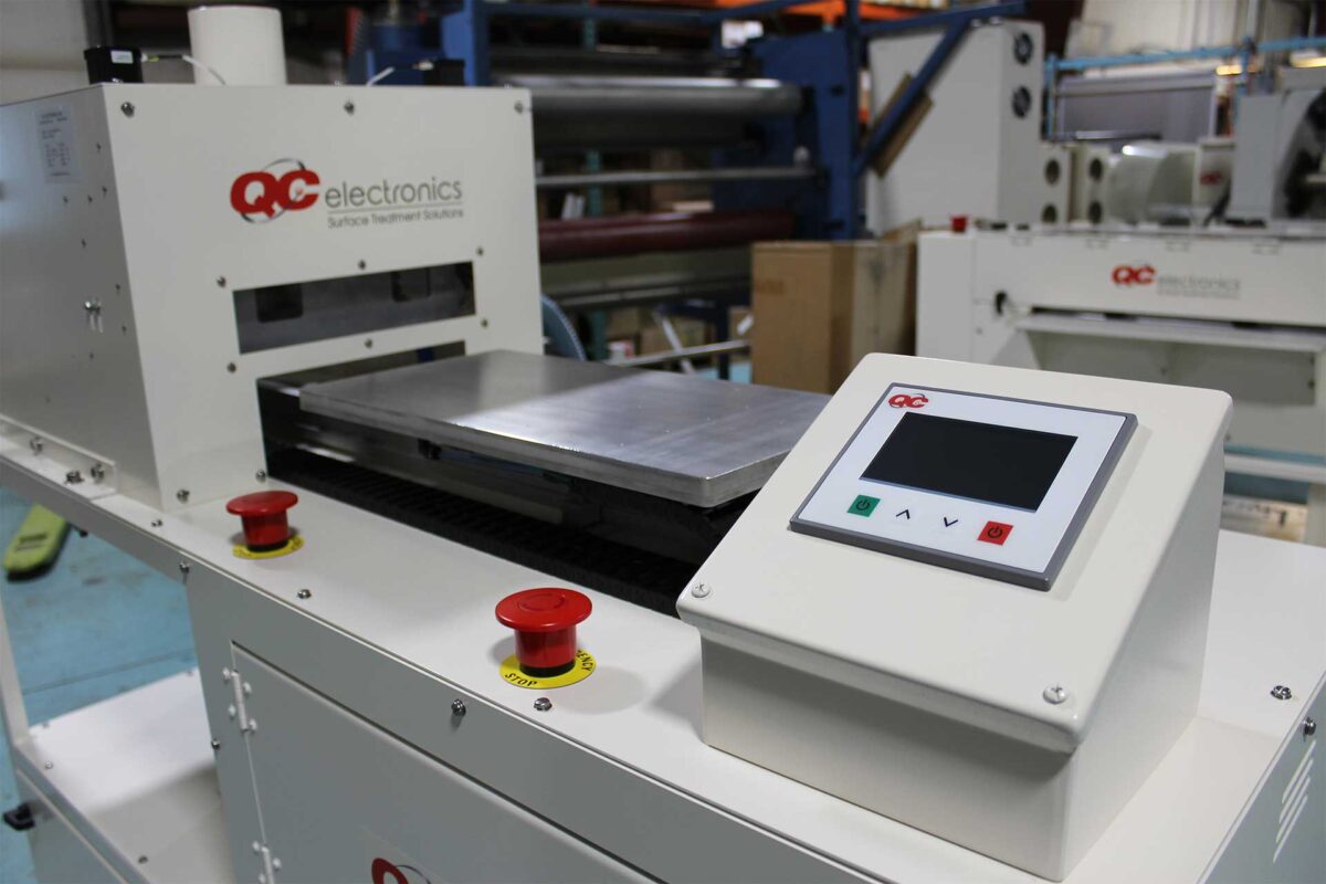 Vacuum Table Corona Treater for corona treatment of thin plastic and foil materials